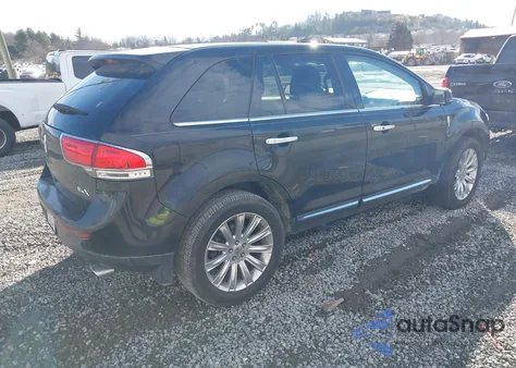 2013 Lincoln Mkx z USA, uszkodzony, nr VIN 2LMDJ6JK1DBL24323